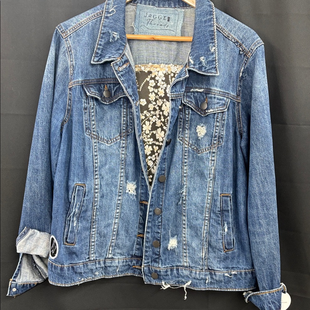 Repurposed Denim Jacket with Floral Lace Back Panel - by Jagged Threads - Picture 3 of 5